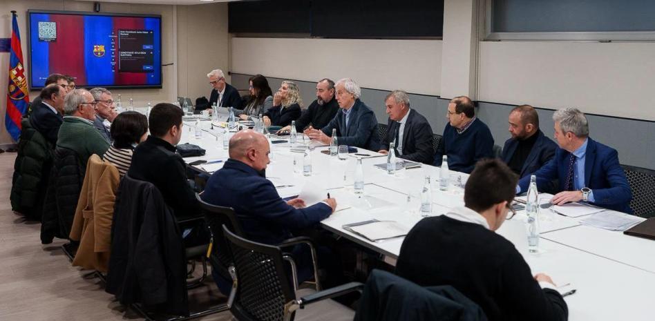 辉达官网-世体：今日巴萨主席正式候选人将出炉，或只有拉波尔塔与丰特